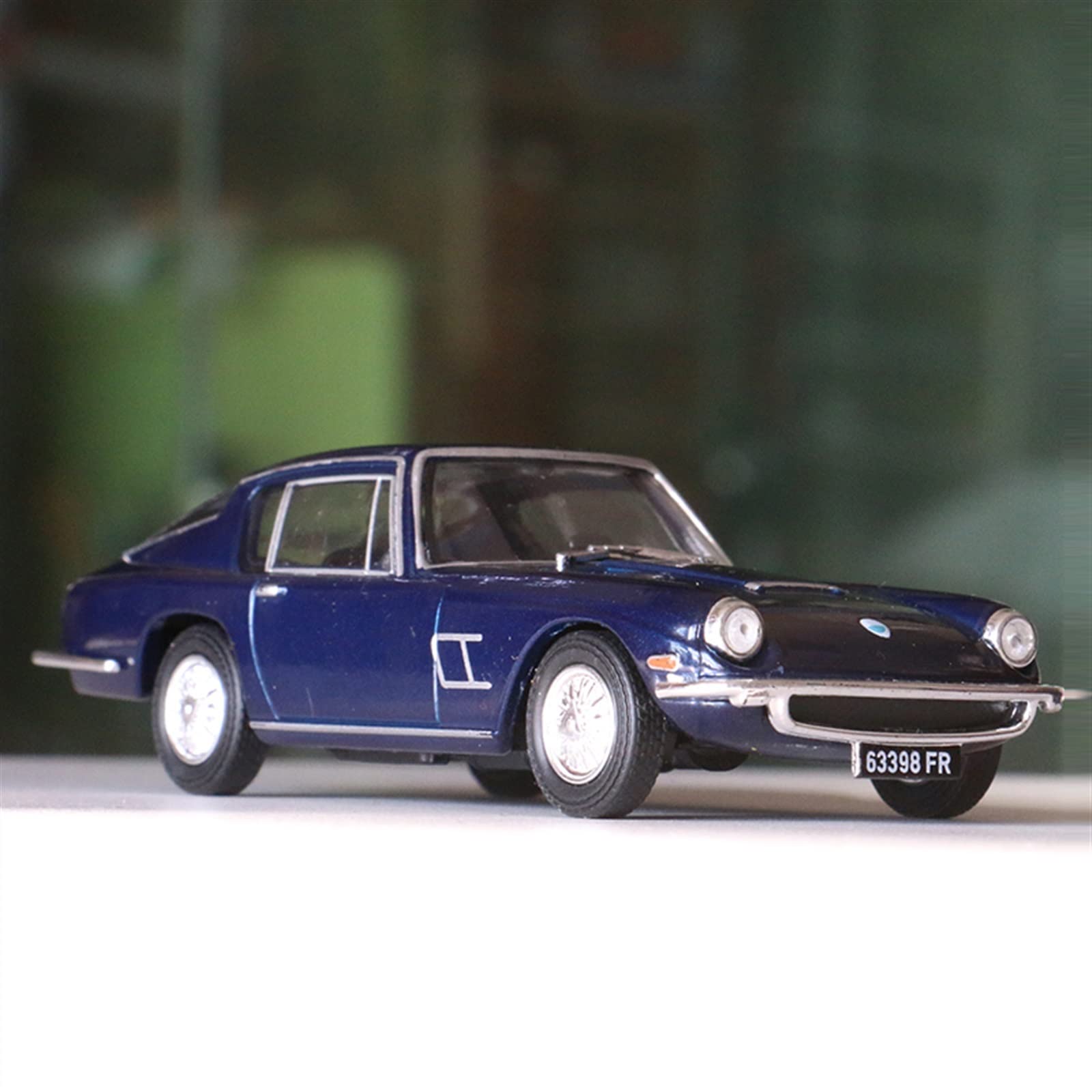 Amazon.co.jp: モデルカーのおもちゃ 1:43 マセラティ 1963 クラシック